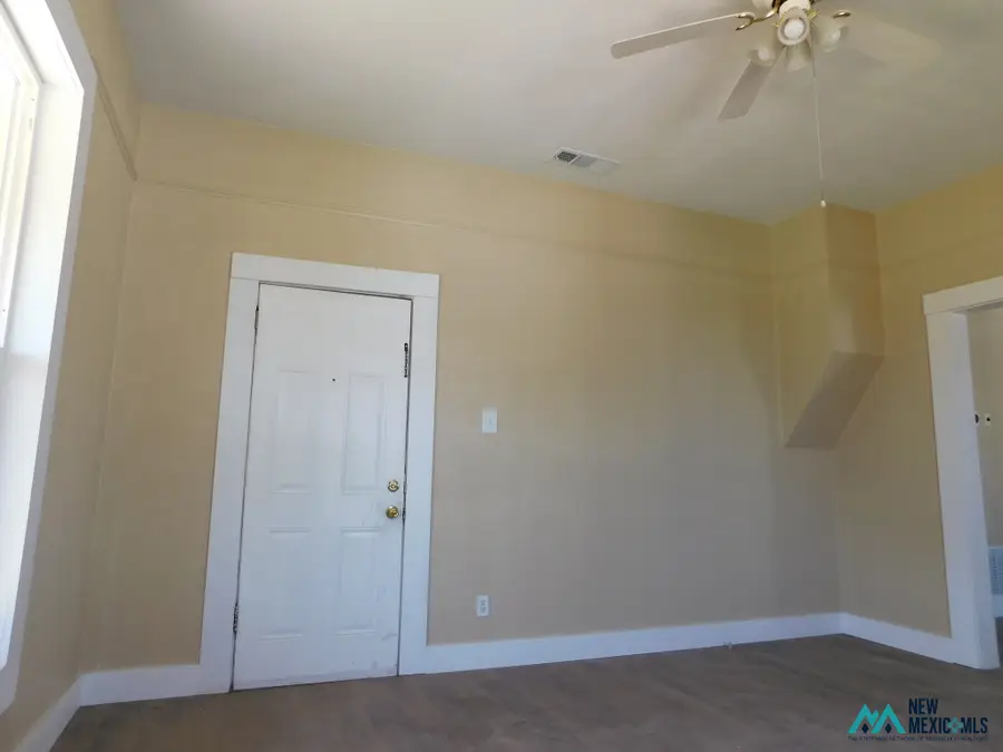 806 N Pennsylvania Ave, Roswell, NM 88201-9999 - #3