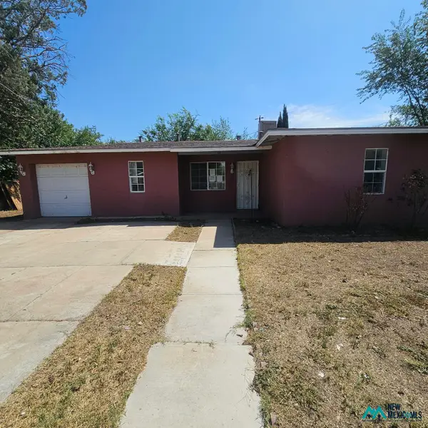 15 Barlow Pl, Roswell, NM 88203