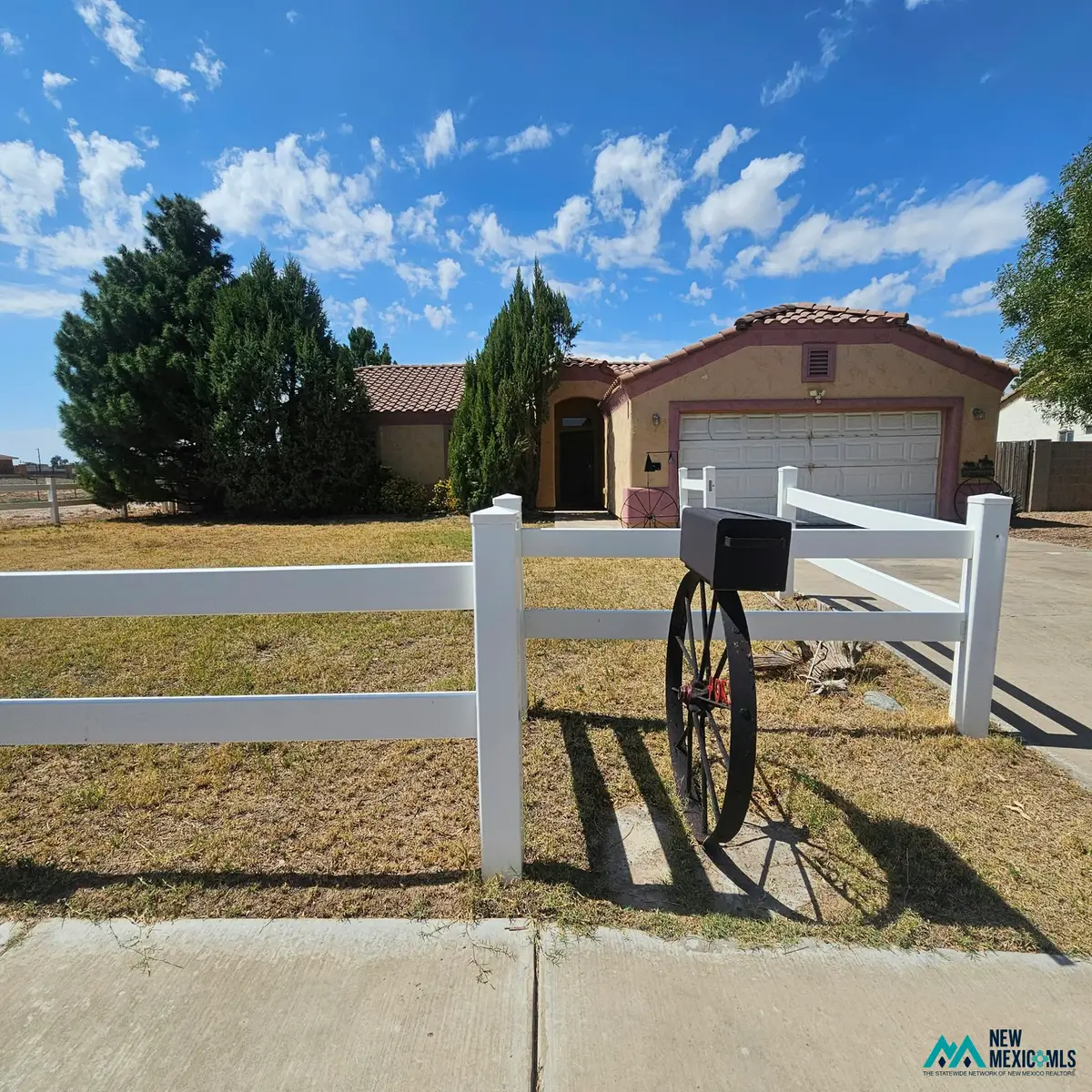 2204 S Richardson Ave, Roswell, NM 88203 - #1