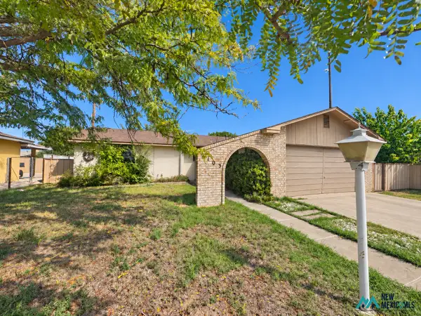 703 Gayle, Roswell, NM 88203