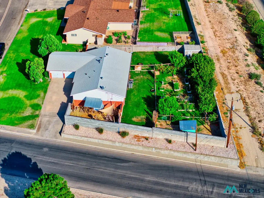 1317 Westridge Rd, Carlsbad, NM 88220 - #2