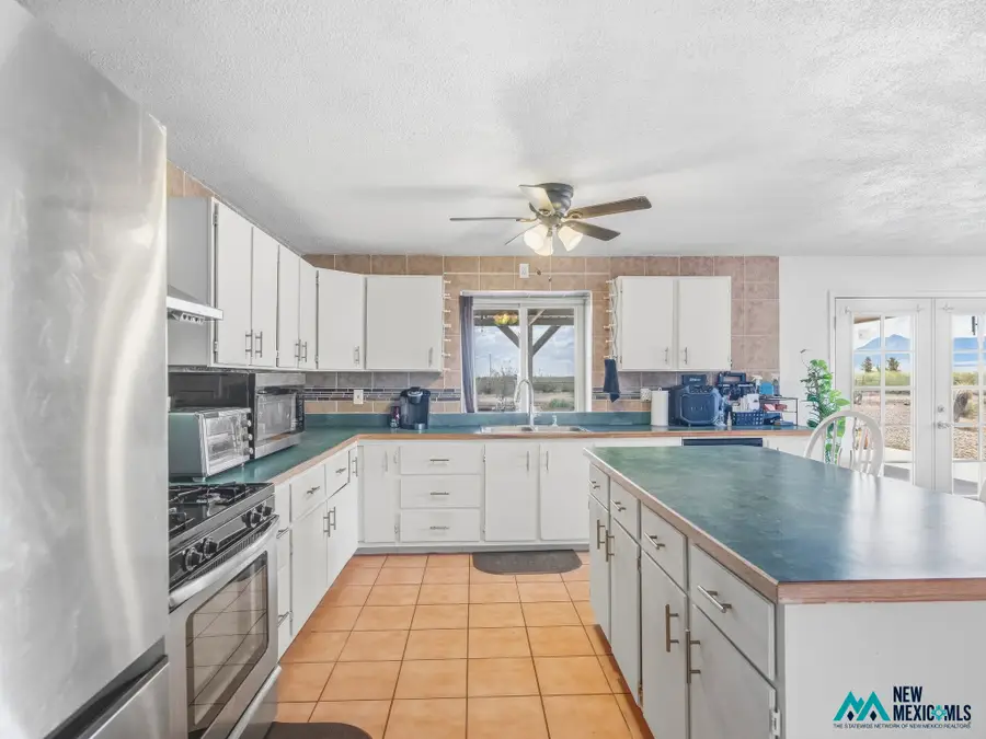 7905 Franklin Rd Se, Deming, NM 88030 - #3