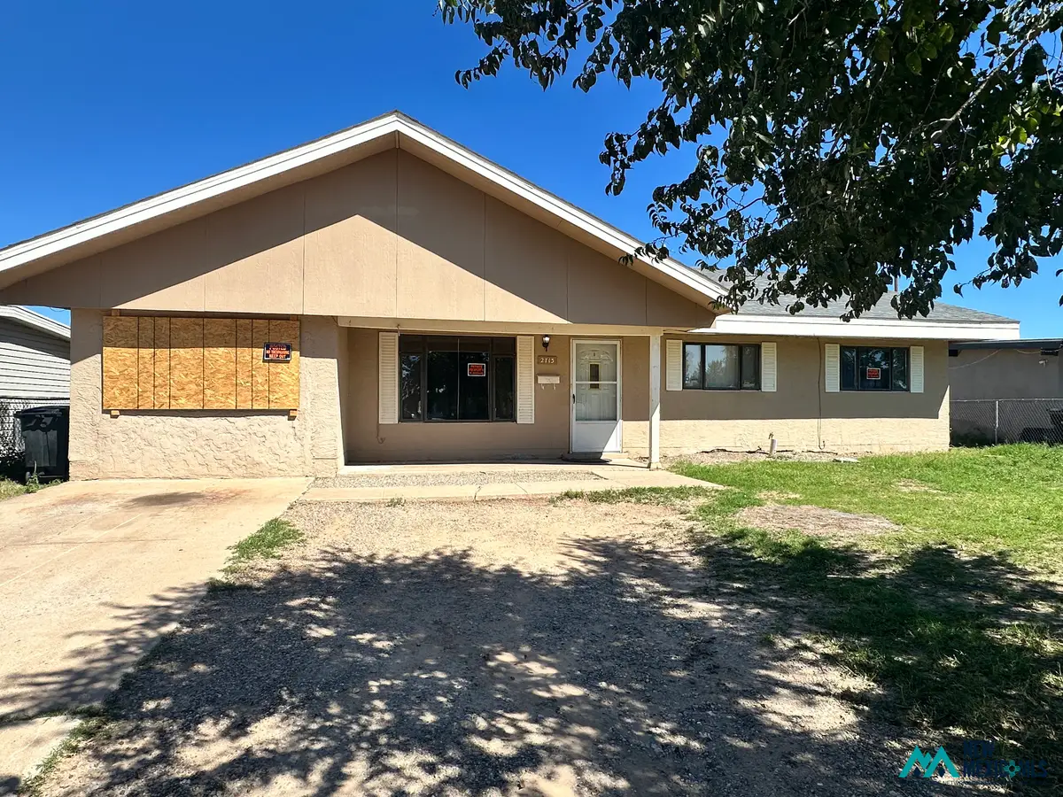 2713 Emerald Dr, Roswell, NM 88203 - #1