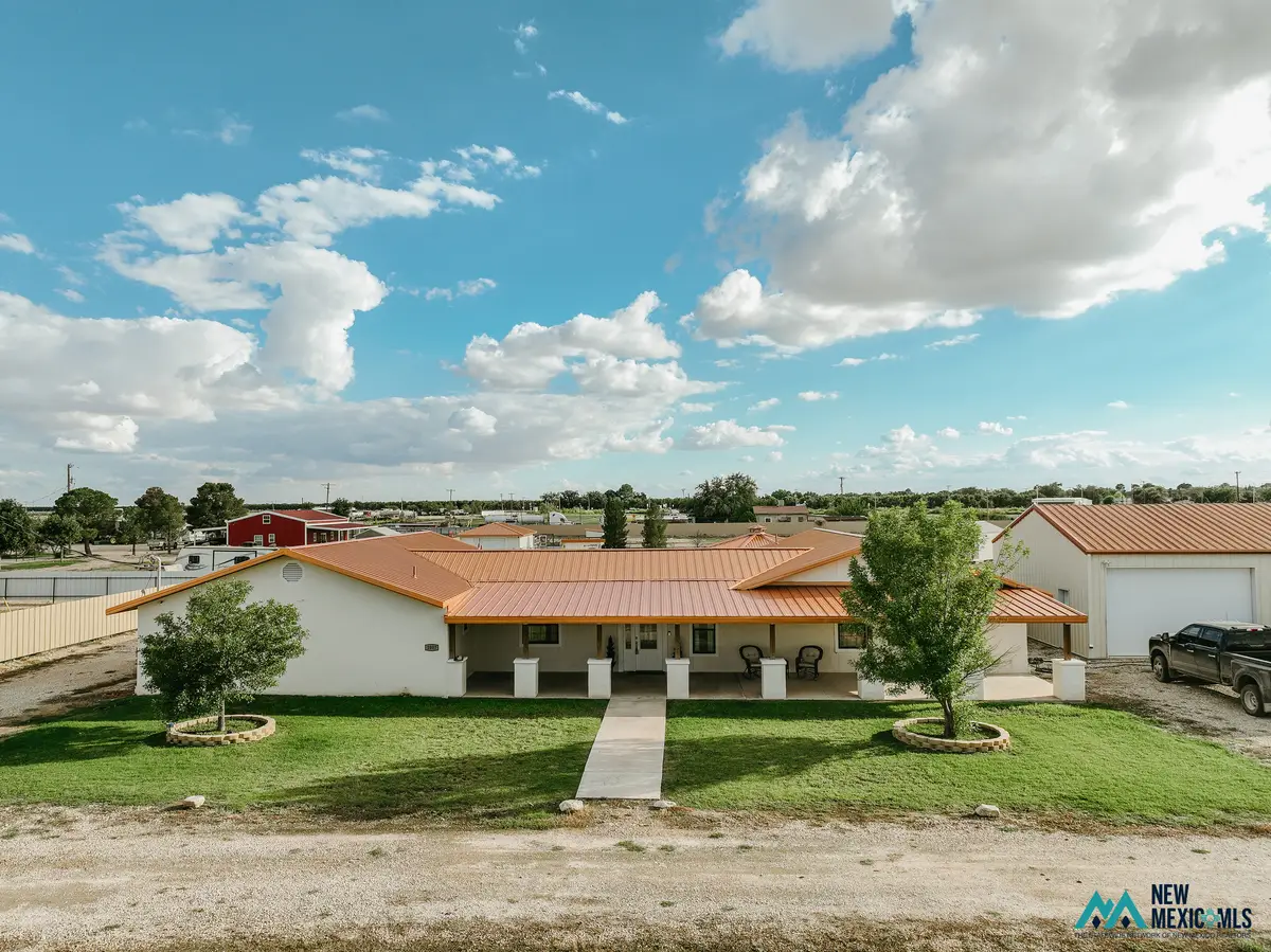 925 Carnation, Carlsbad, NM 88220 - #1