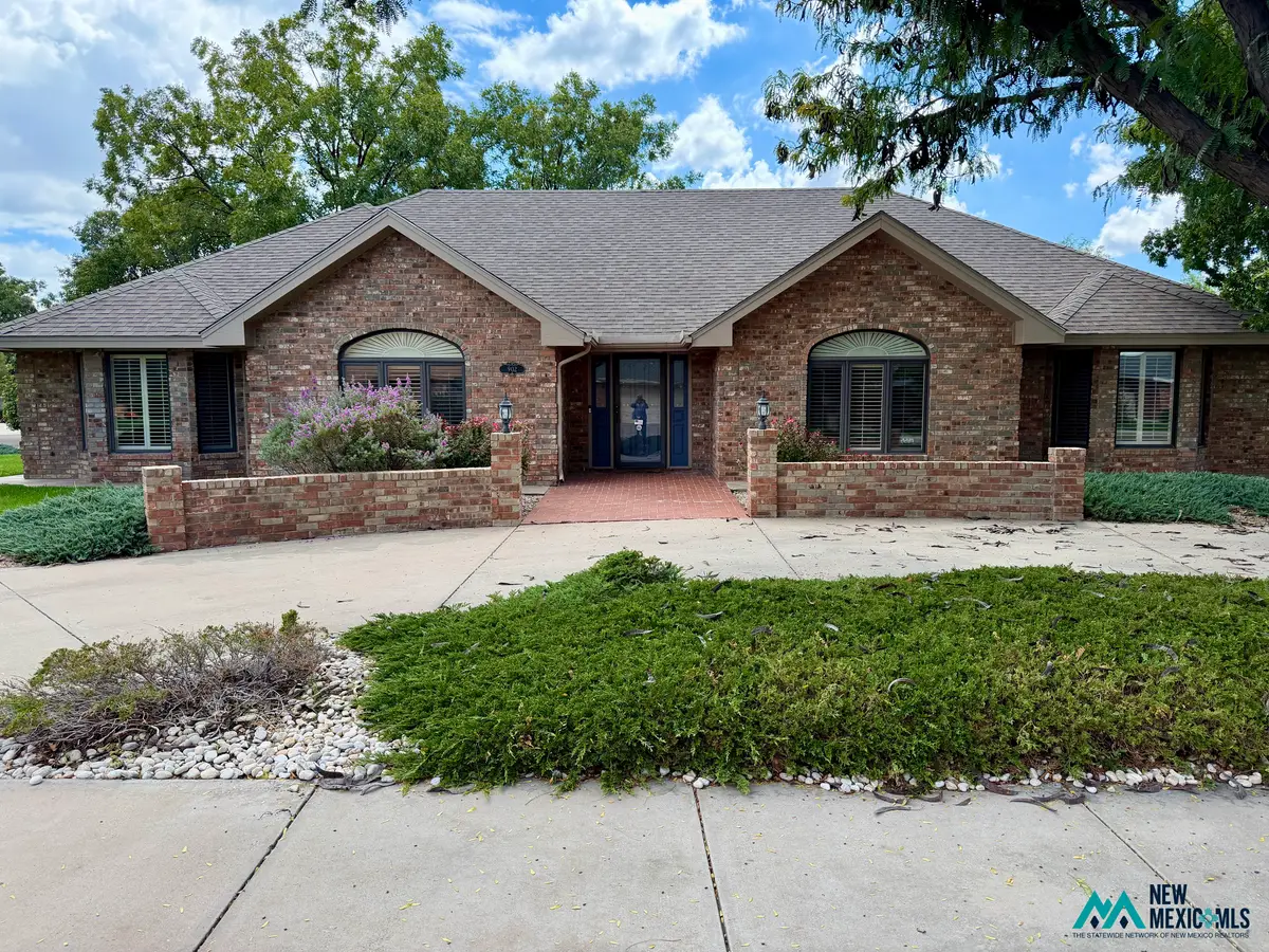 902 Escalante Dr, Roswell, NM 88201 - #1