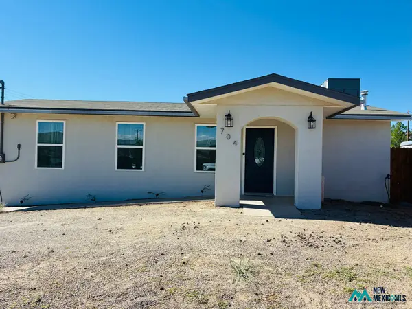 704 Spruce St, Truth Or Consequences, NM 87901