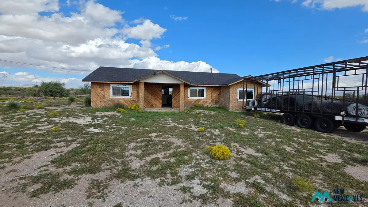2405 Chile Rd Sw, Deming, NM 88030 - #1
