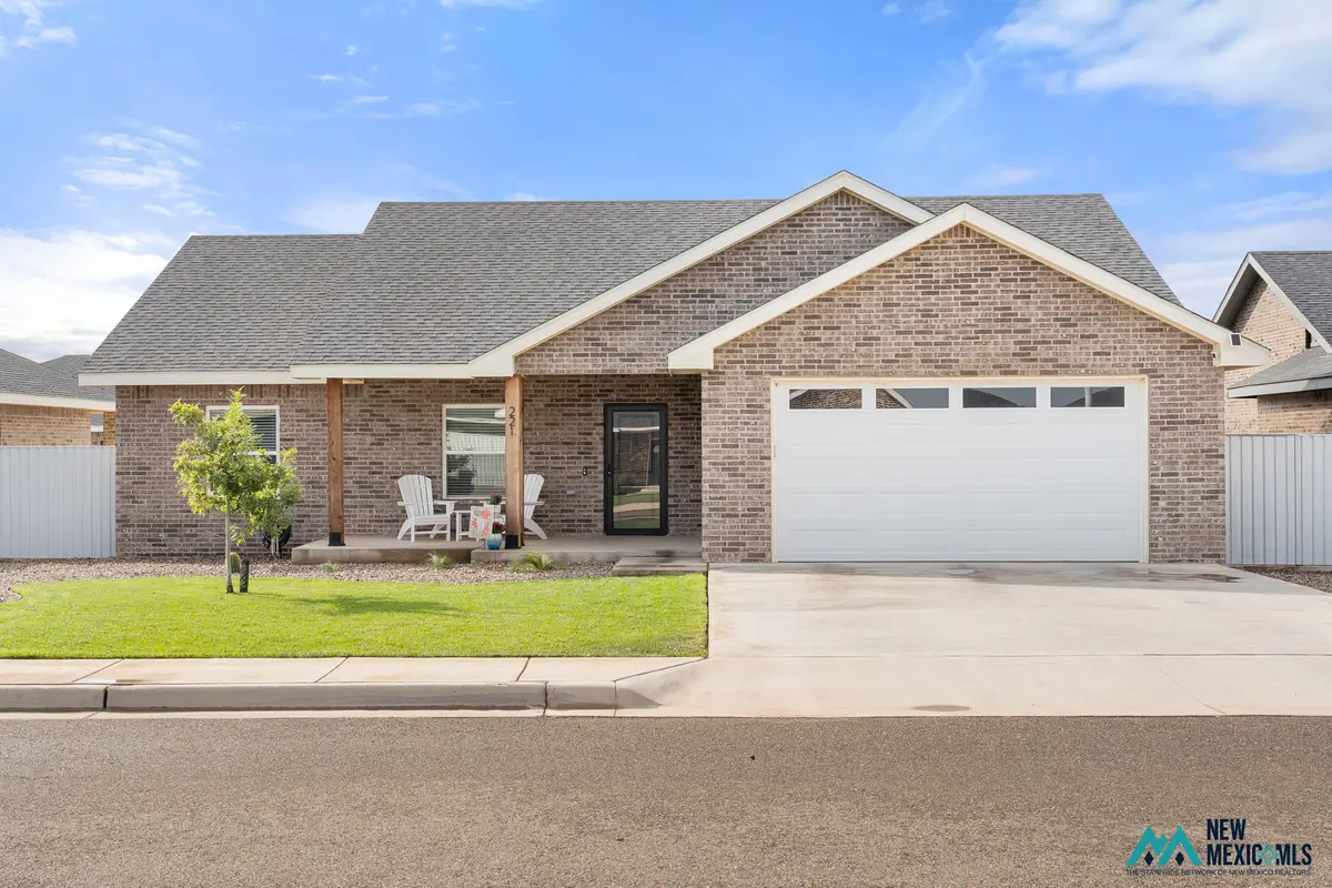 221 Abbey Rd, Clovis, NM 88101 - #1