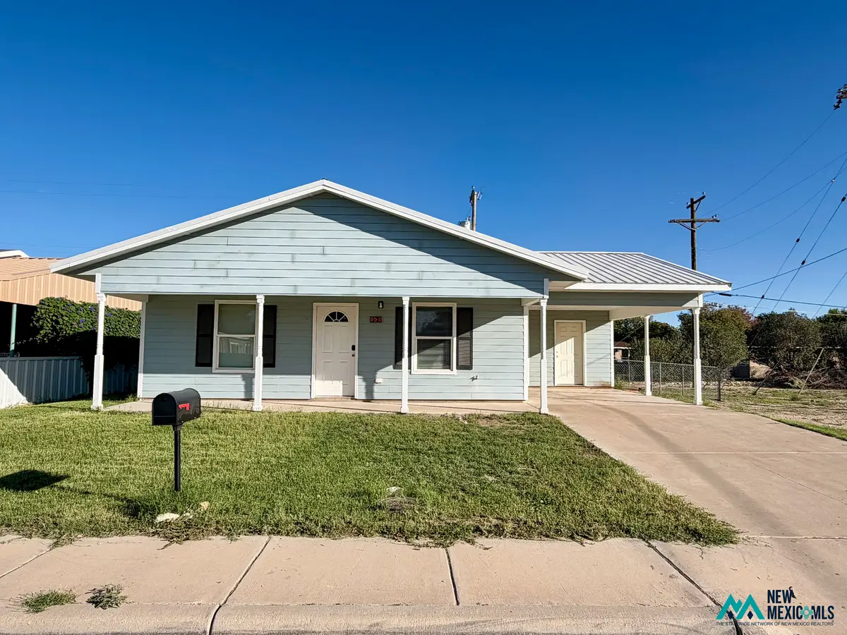 316 W Runyan Ave, Artesia, NM 88210 - #1