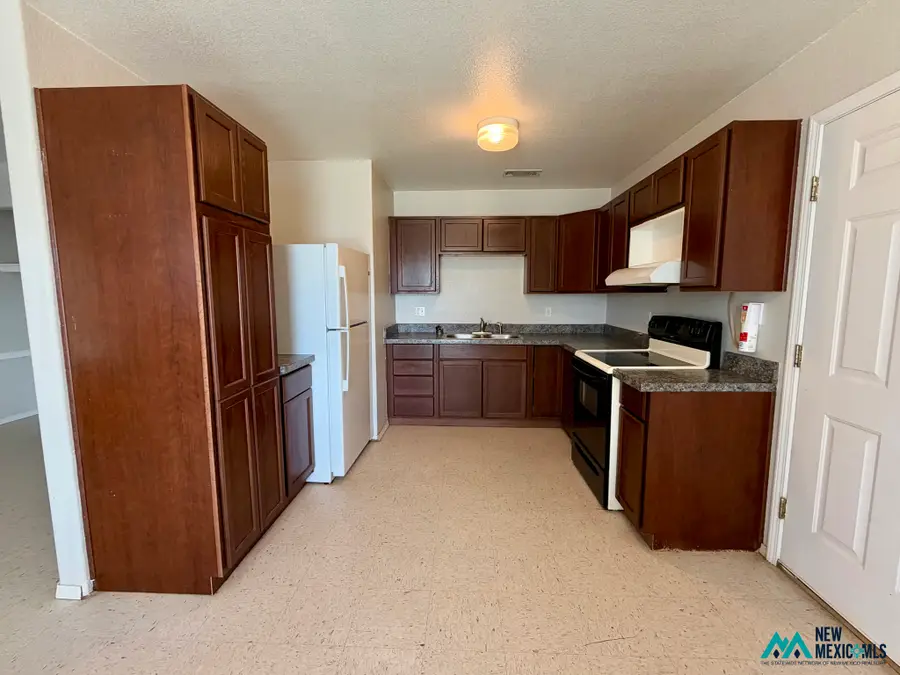 316 W Runyan Ave, Artesia, NM 88210 - #3