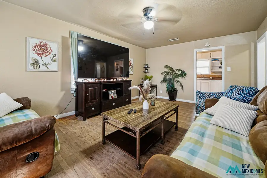 911 Howard Stre, Carlsbad, NM 88220 - #3
