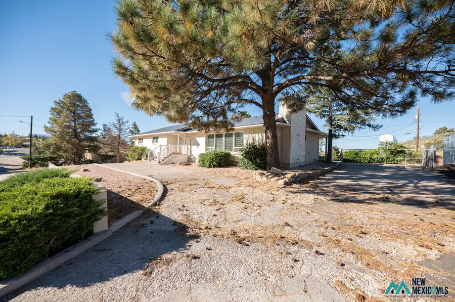 1510 Grandview Dr, Gallup, NM 87301 - #2