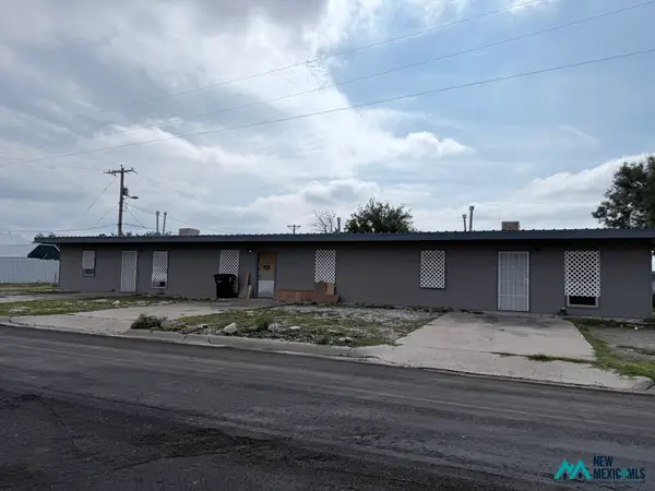 1527 Michigan Ave, Roswell, NM 88201