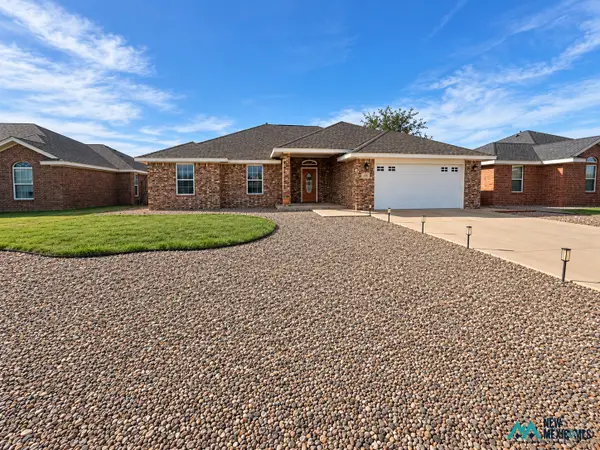 2221 Ralph Boone Dr, Clovis, NM 88101