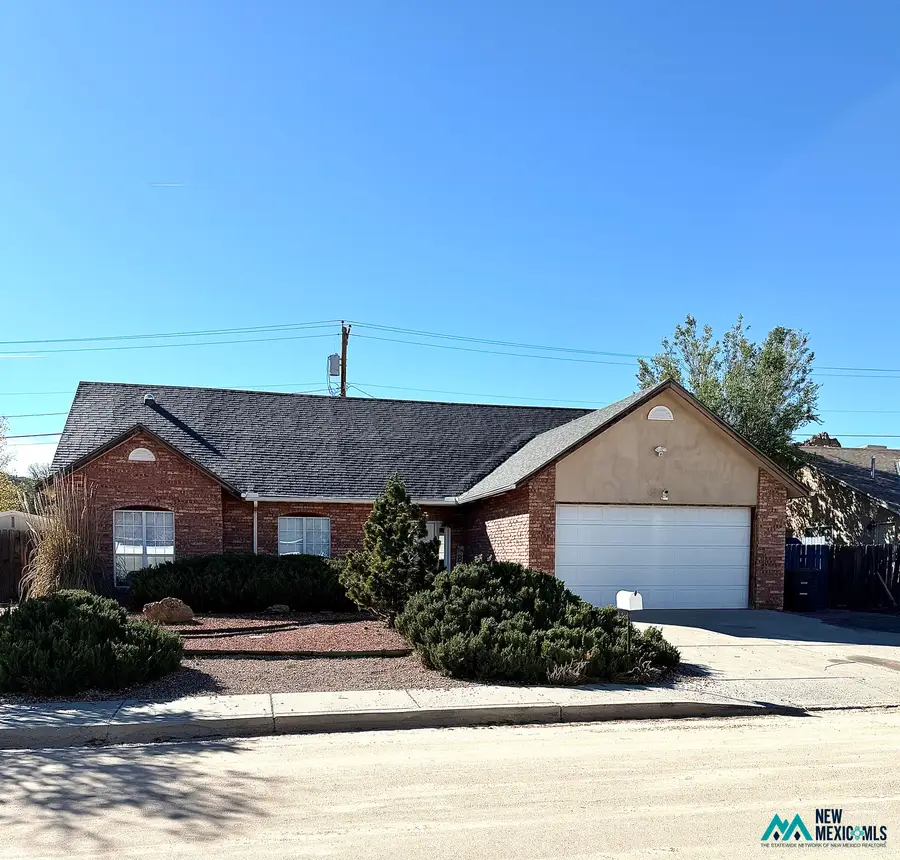 3744 Maya Dr, Gallup, NM 87301 - #2