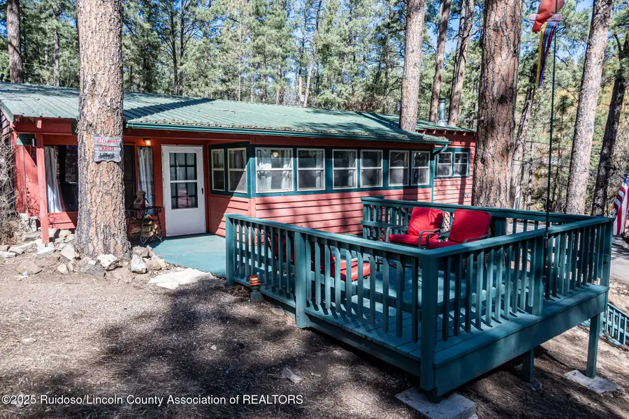 109 Hart Avenue, Ruidoso, NM 88345 - Image #2