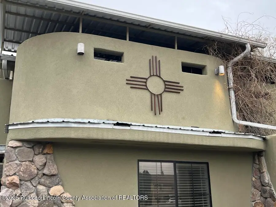 413 Mechem Drive, Ruidoso, NM 88345 - Image #2