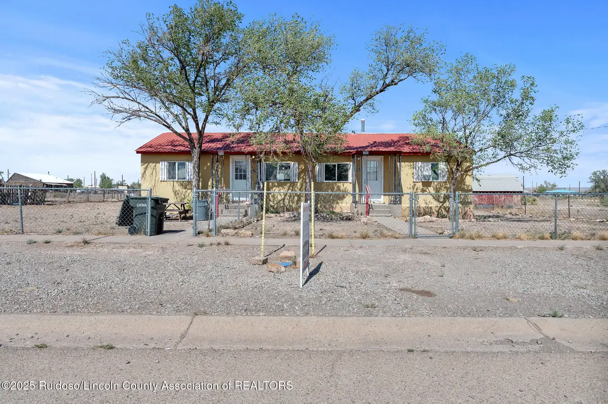604 & 606 D Avenue, Carrizozo, NM 88301 - Image #1