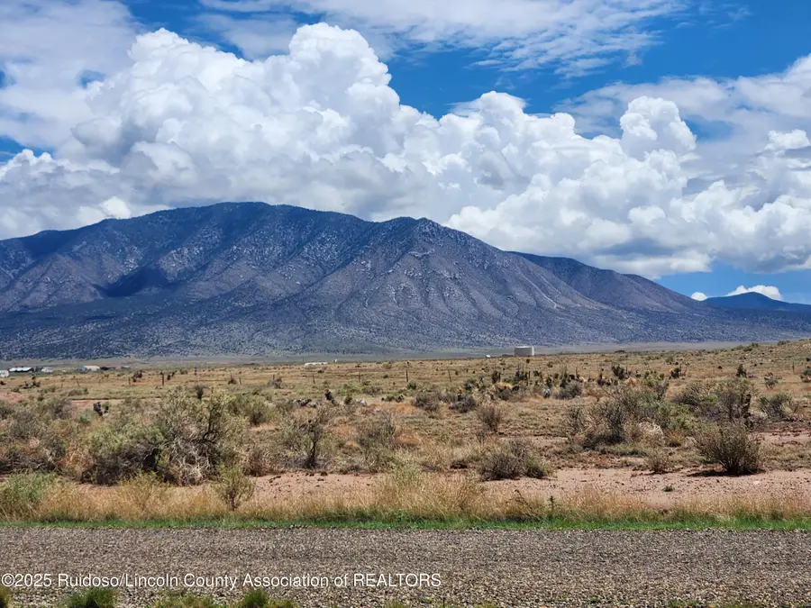 106 Burl Road, Carrizozo, NM 88301 - Image #3