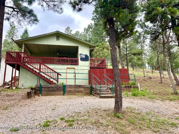 122 Maple Drive, Ruidoso, NM 88345