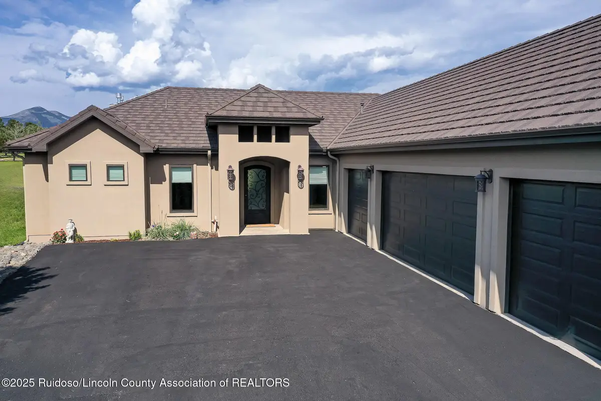 100 White Court, Alto, NM 88312 - Image #1