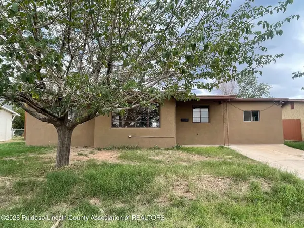 2406 Westminster Avenue, Alamogordo, NM 88310