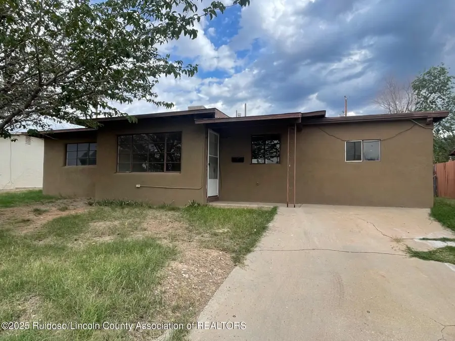 2406 Westminster Avenue, Alamogordo, NM 88310 - Image #2