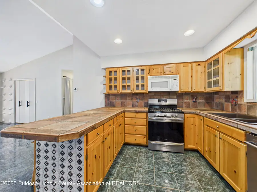 138 N Oak Drive, Ruidoso, NM 88345 - Image #3