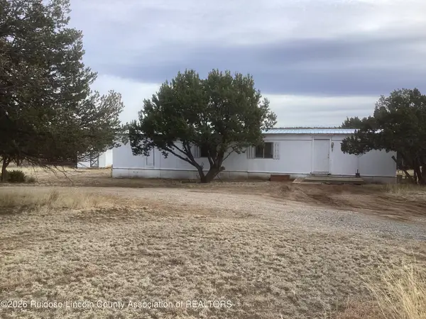 144 Crest View Road, Capitan, NM 88316