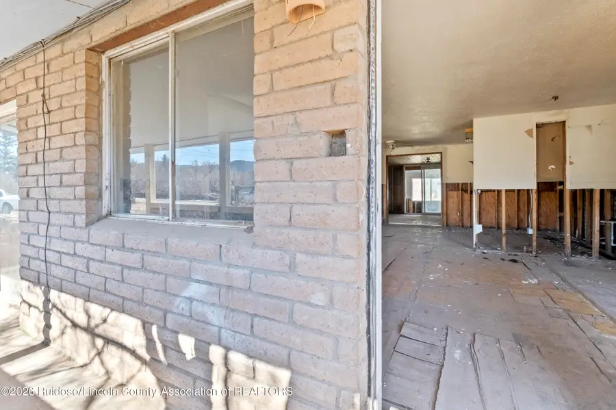 211 Highlands Lane, Ruidoso Downs, NM 88346 - #3