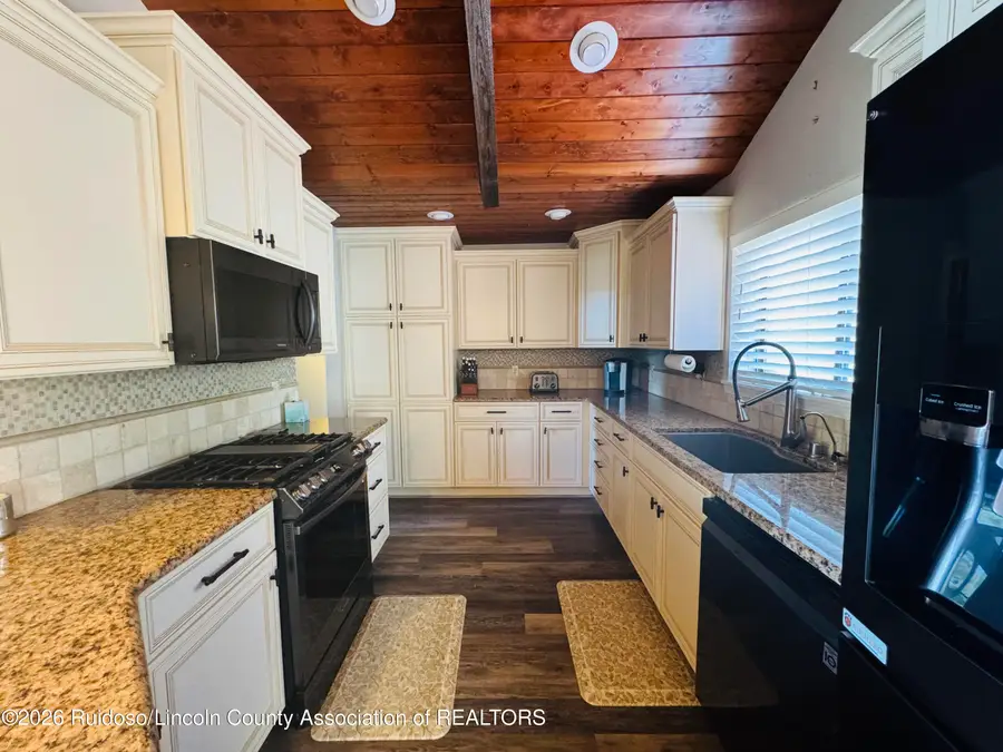 111 Wimbleton Road, Ruidoso, NM 88345 - #2