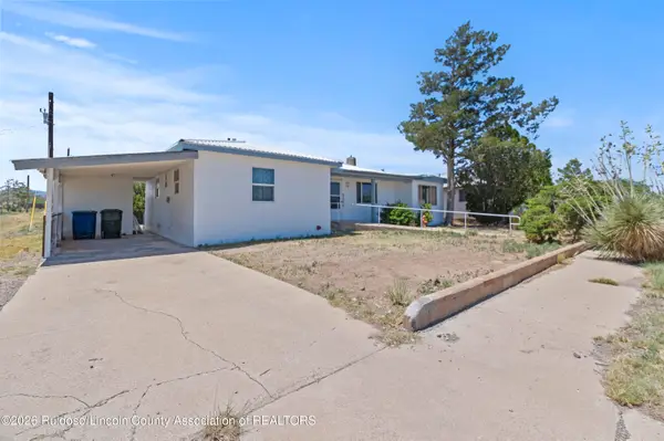 605 5th Street, Carrizozo, NM 88301