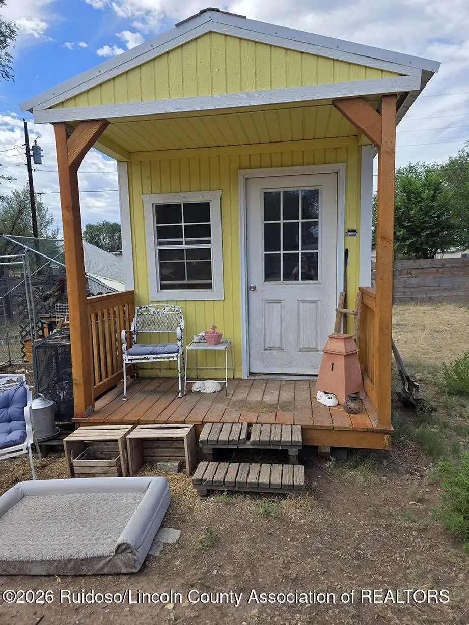 321 W 2nd Street, Capitan, NM 88316 - #1