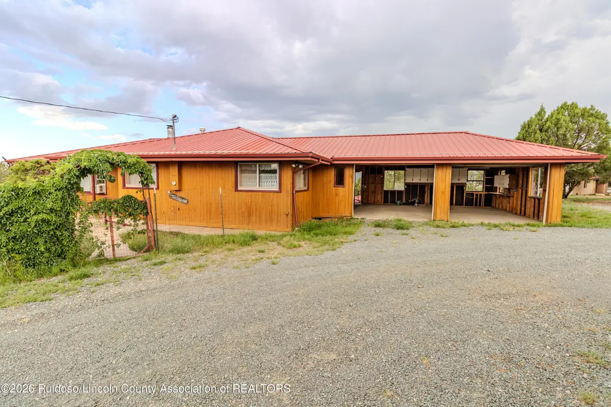 270 Main Road, Capitan, NM 88316 - #1