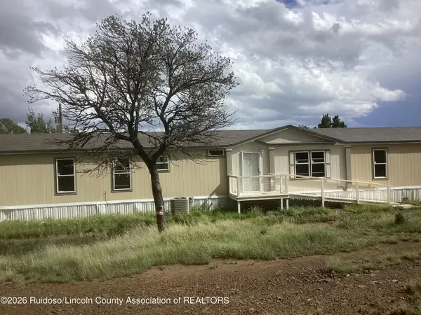 220 Bancroft Road, Capitan, NM 88316
