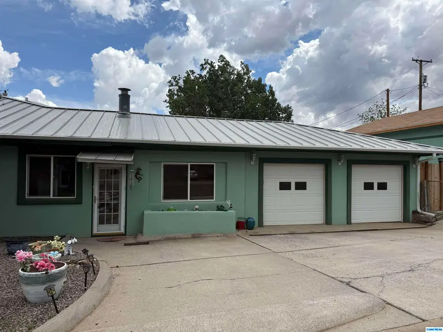 2217 N Cactus Avenue, Silver City, NM 88061 - #2