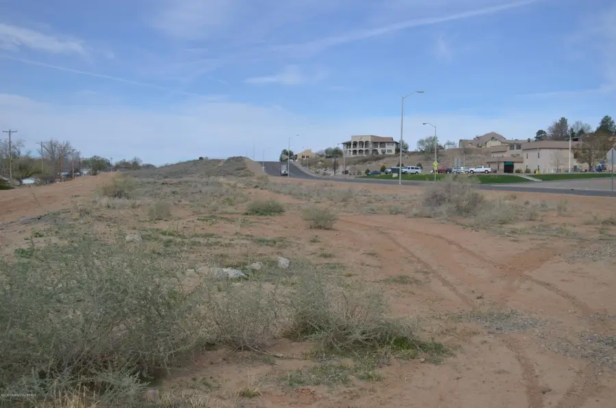 1451 E 30th Street, Farmington, NM 87401 - Image #2