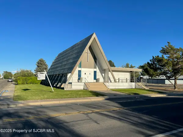 1108 N Dustin Avenue, Farmington, NM 87401