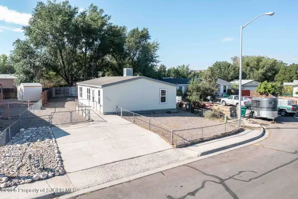 2255 Brooke Place, Farmington, NM 87401