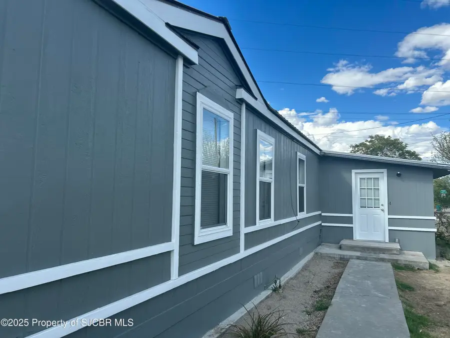 601 S Mesa Verde Avenue, Farmington, NM 87401 - Image #3