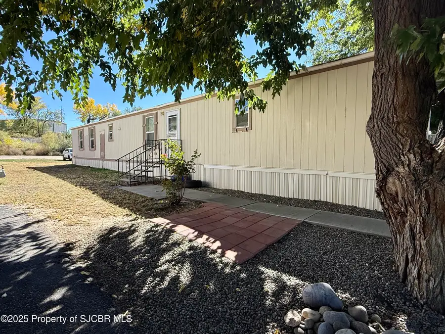 112 Meadowview Drive, Farmington, NM 87401 - Image #2