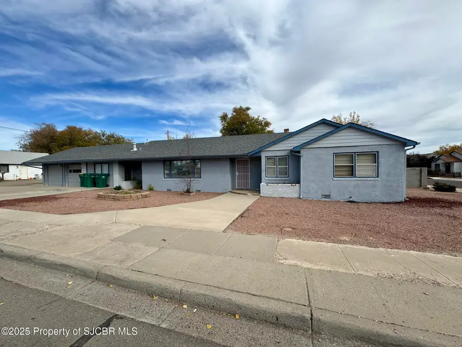 702 N Dustin Avenue, Farmington, NM 87401 - Image #2