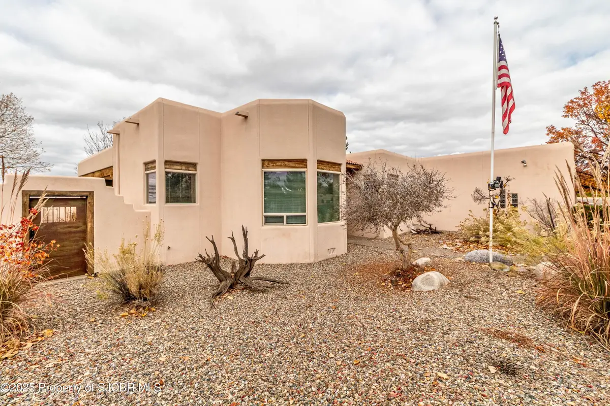 816 Santa Barbara Drive, Farmington, NM 87401 - Image #1