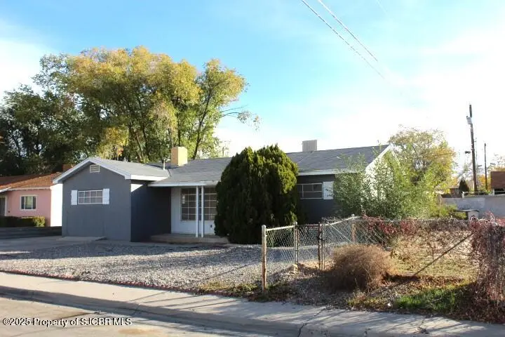 1204 N Wall Avenue, Farmington, NM 87401 - Image #2