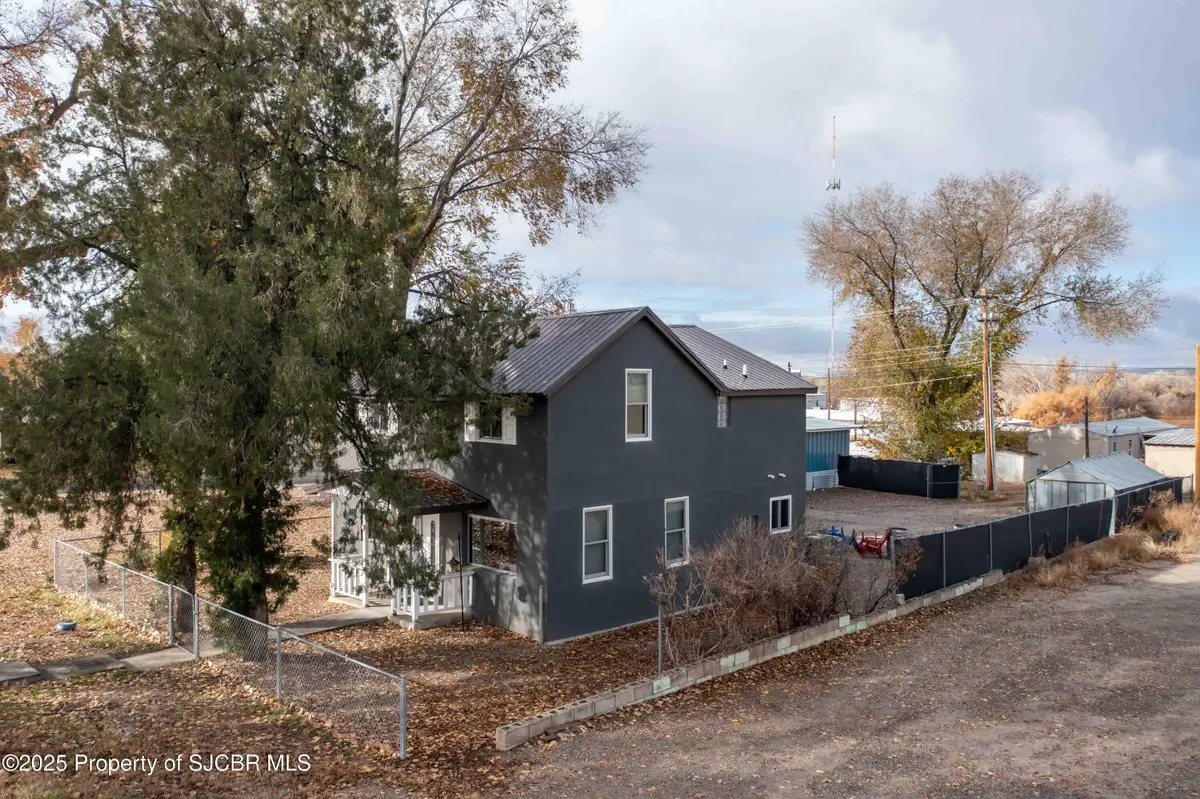 217 S Park Avenue, Aztec, NM 87410 - Image #1