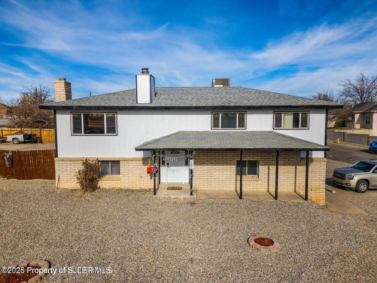 207 Mesa Drive, Aztec, NM 87410 - Image #1