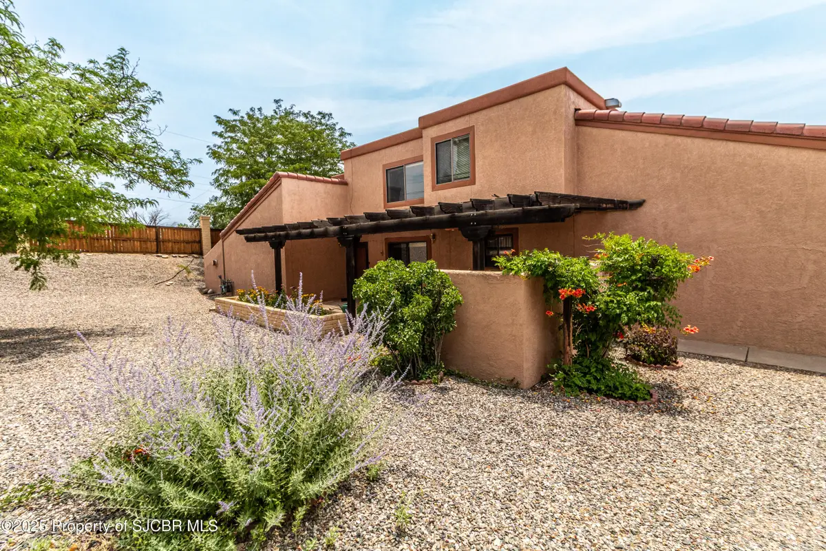 5200 Villa View Drive #16A, Farmington, NM 87402 - Image #1