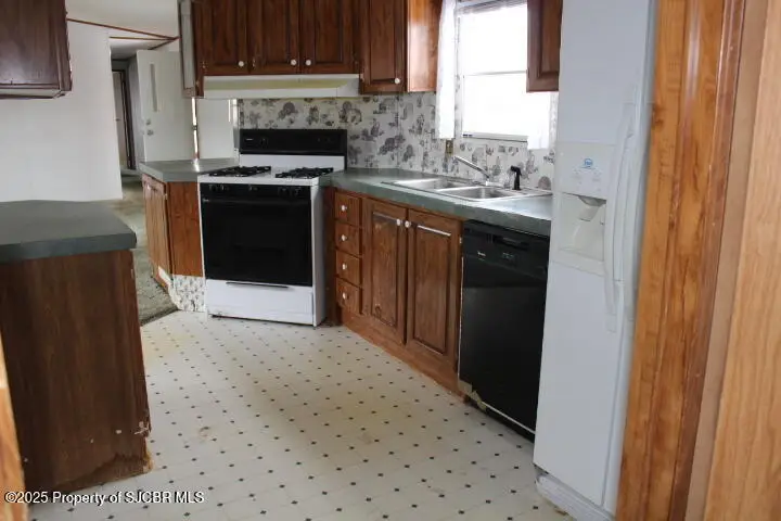 1721 Mountain View Circle, Bloomfield, NM 87413 - Image #3