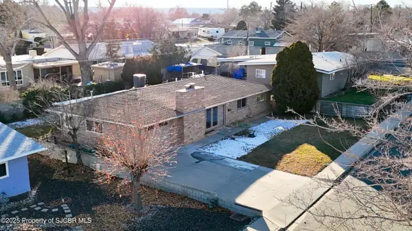 1305 Zuni Place, Farmington, NM 87401