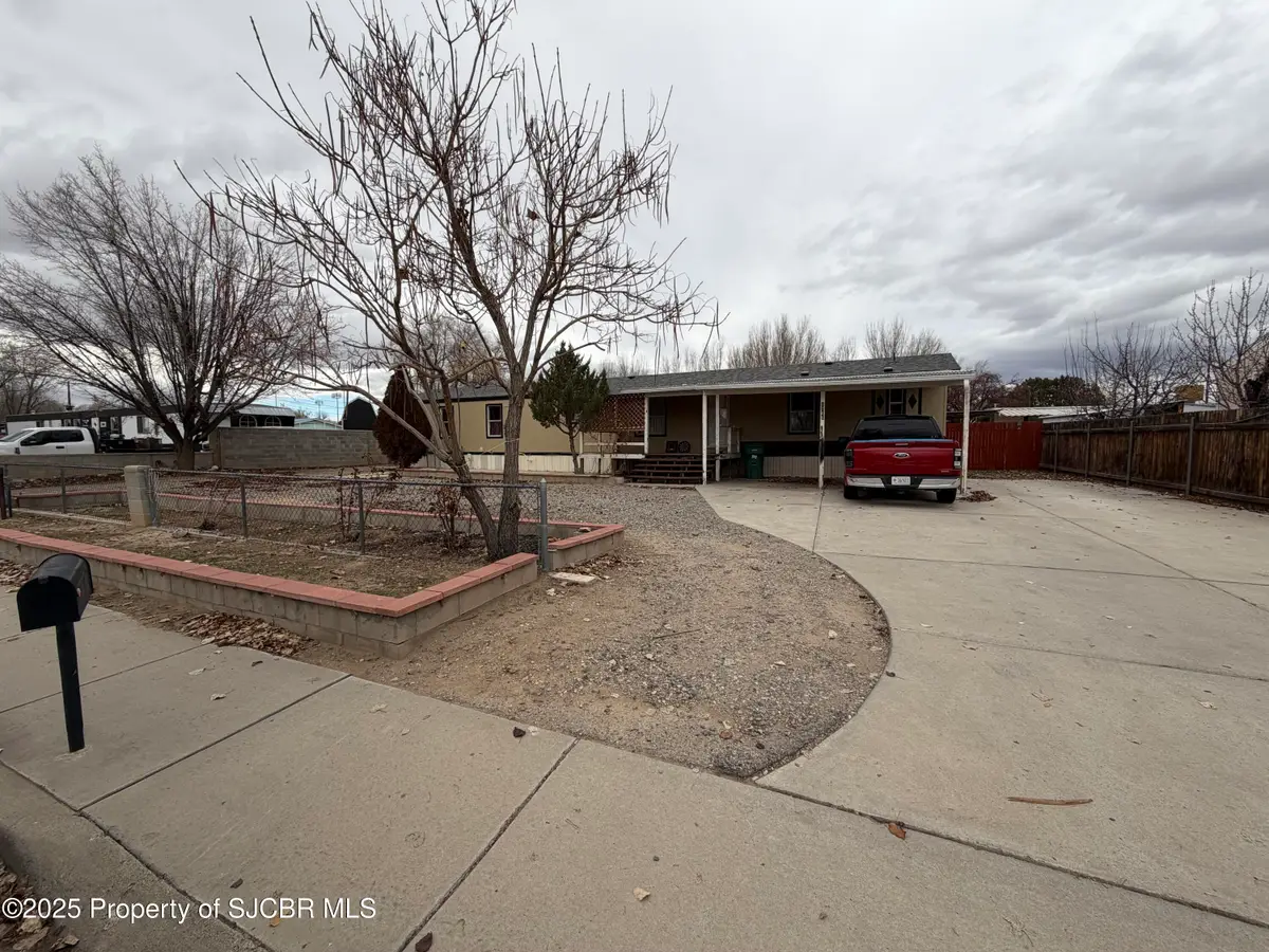1706 E Navajo Street, Farmington, NM 87401 - Image #1